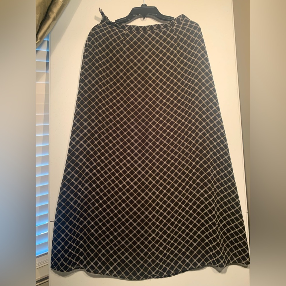 Liz Claiborne Maxi Skirt Dark Blue grid squares lined classy size 8 side zipper